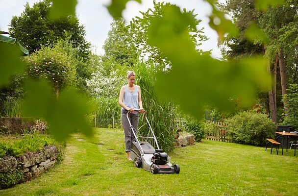 Lawn Slit Seeding